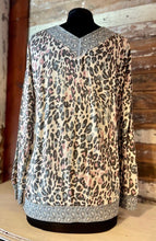 Load image into Gallery viewer, Long Sleeve Leopard Print Top