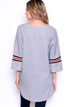 Load image into Gallery viewer, Sporty V-Neck Tunic with 3/4 Sleeves
