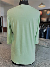 Load image into Gallery viewer, 3/4 Sleeve Button Detail Top - Lime
