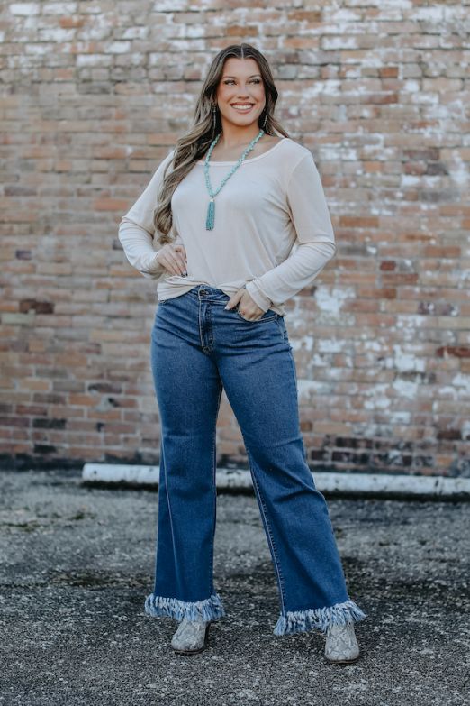Relaxed Fit Mid Wash Frayed Hem Boyfriend Jeans